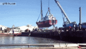 吊車吊船.gif