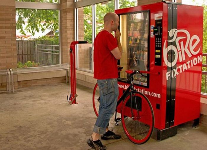 selfservebikerepairkios.jpg