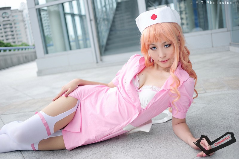 sheryl_nome_nurse_cosplay004.jpg