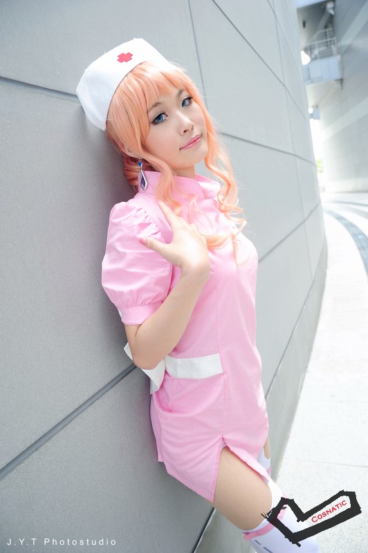 sheryl_nome_nurse_cosplay017.jpg