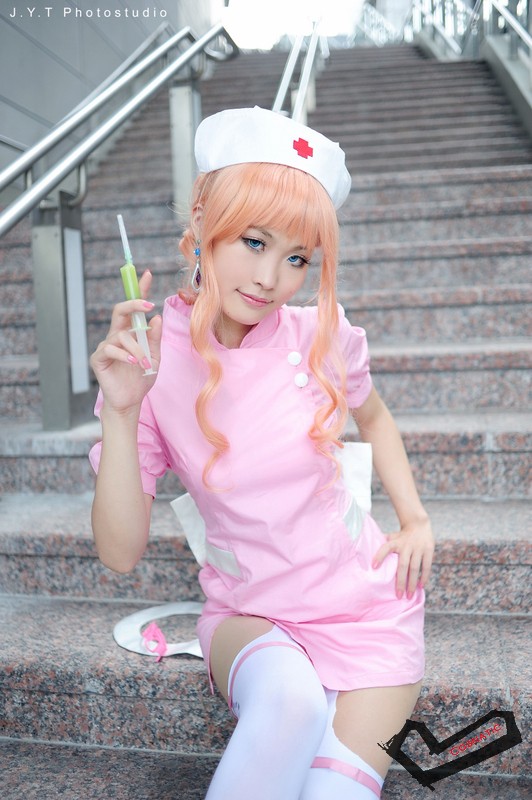 sheryl_nome_nurse_cosplay044.jpg