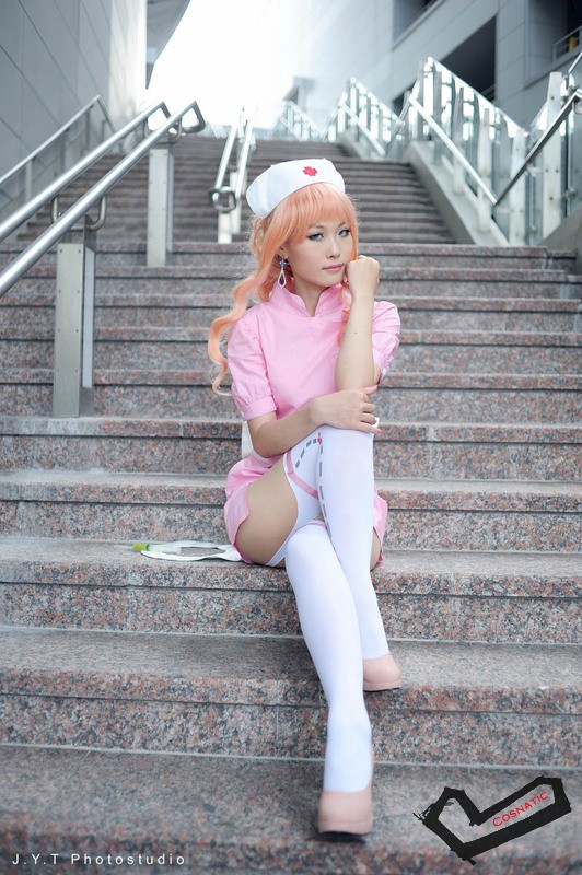 sheryl_nome_nurse_cosplay046.jpg