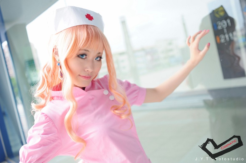 sheryl_nome_nurse_cosplay061.jpg