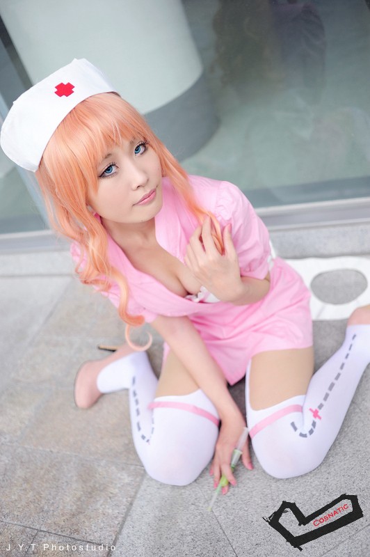 sheryl_nome_nurse_cosplay057.jpg
