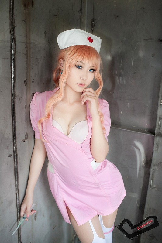 sheryl_nome_nurse_cosplay074.jpg