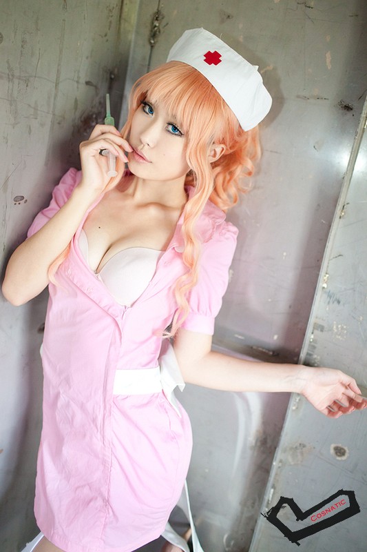 sheryl_nome_nurse_cosplay079.jpg