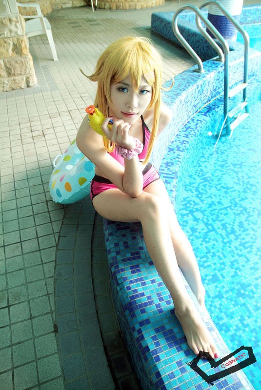 kousaka_kirino_swimsuit_cosplay_011.jpg