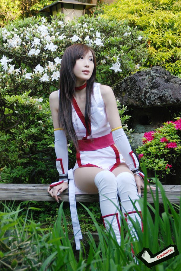 white_loca_045.jpg